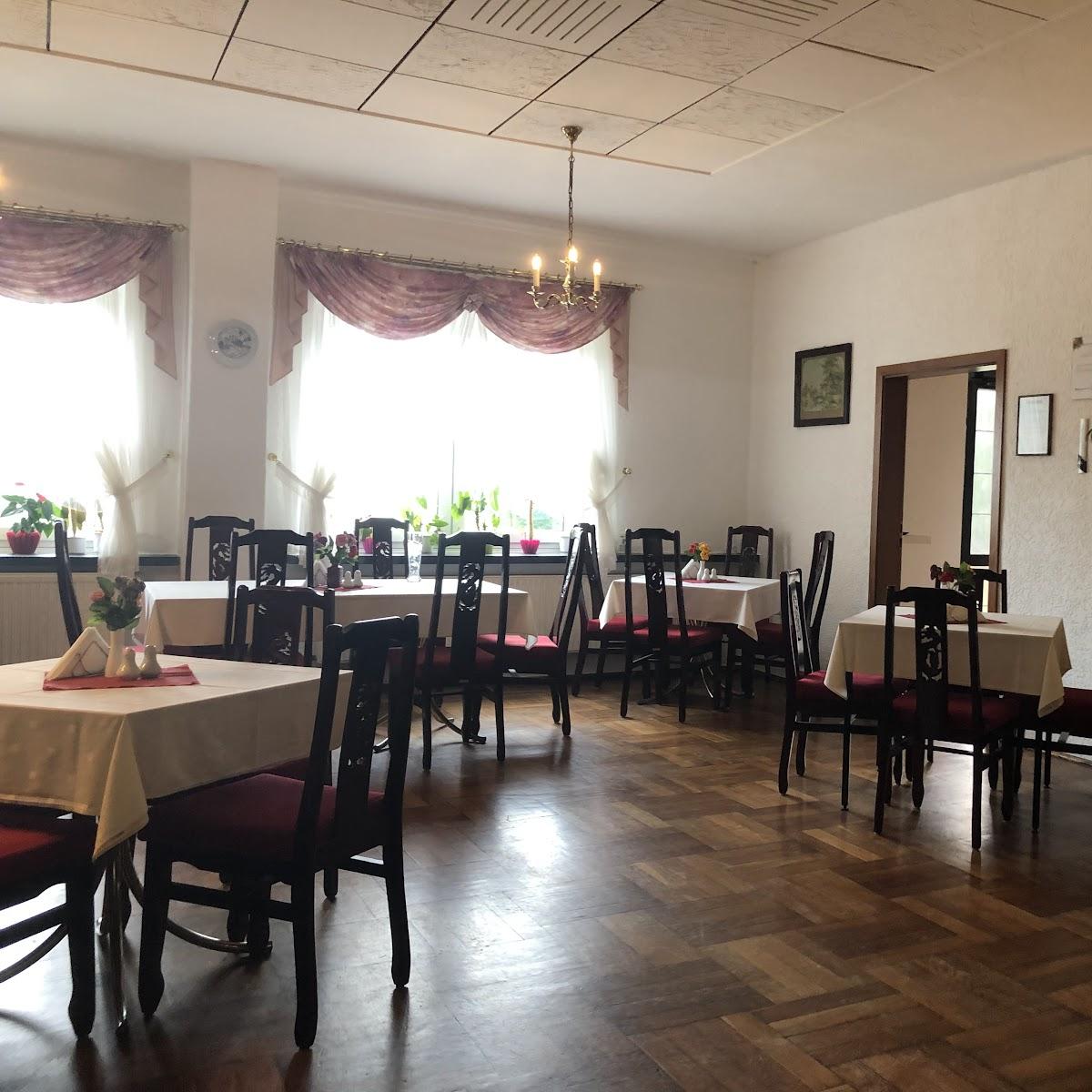 Restaurant "Berggasthaus Kapellenstein Am Knochen" in Geyer