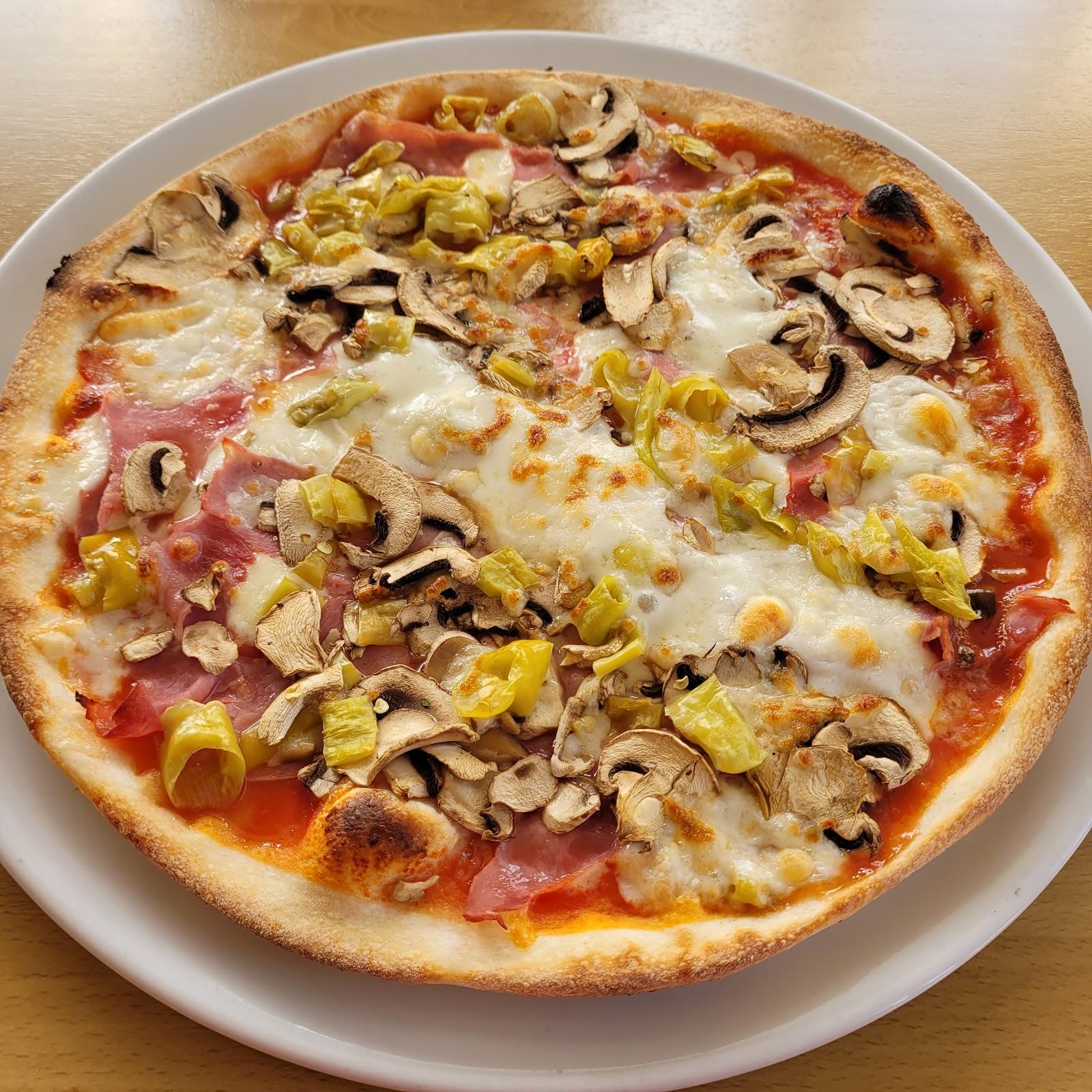 Restaurant "Sportgaststätte-Pizzeria FC" in Hepberg