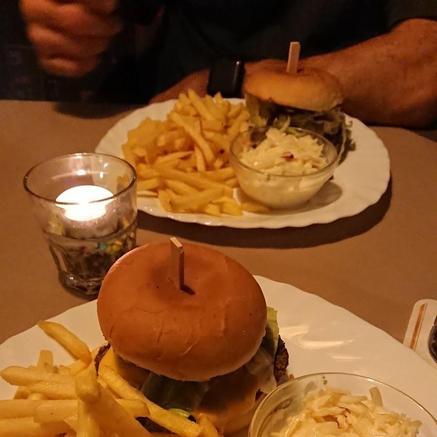 Restaurant "Zur Schlemmerhütte" in Schallodenbach