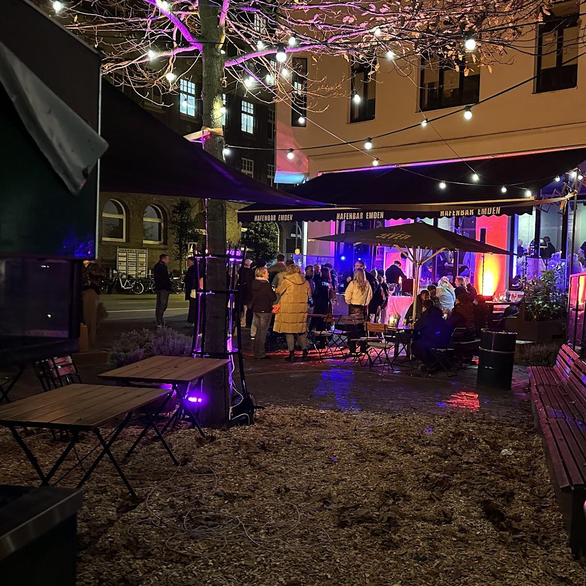 Restaurant "Hafenbar  • Weinbar • Cocktailbar • Augustiner-Biergarten" in Emden