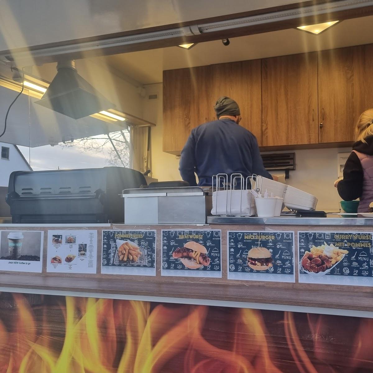 Restaurant "Mici Grill" in Graben