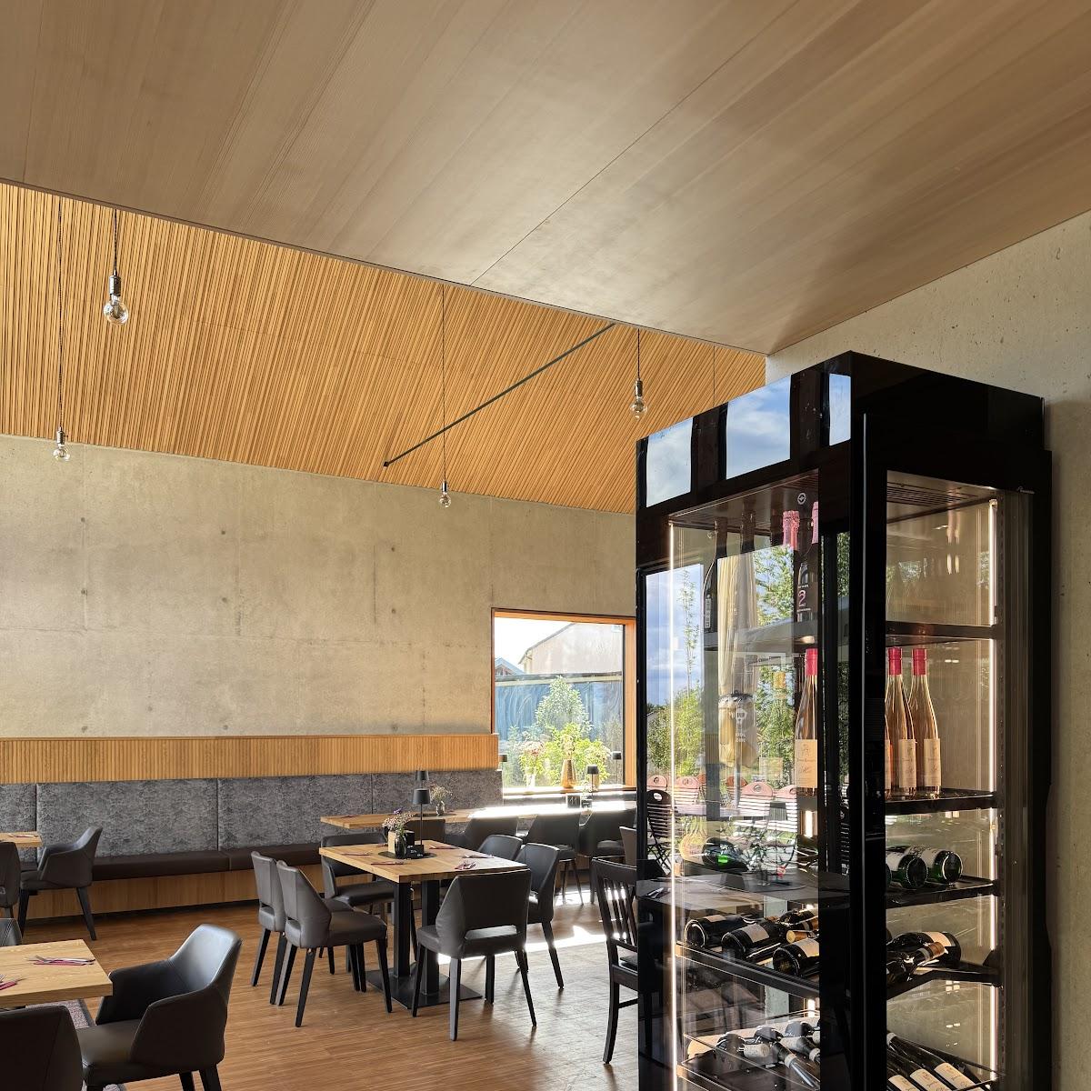 Restaurant "JochamHof Wirtshauskultur" in Neuburg am Inn