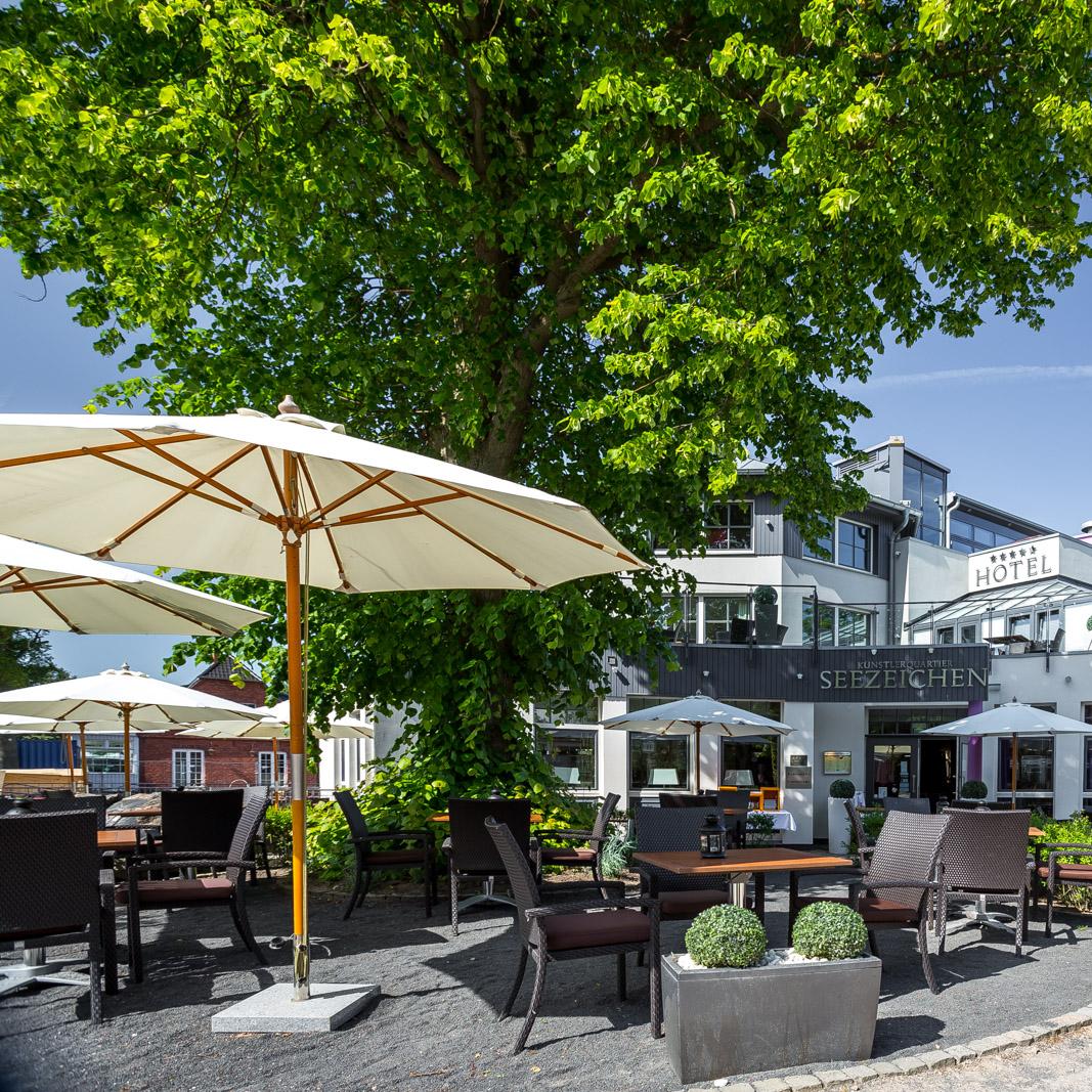 Restaurant "Künstlerquartier Seezeichen" in Ahrenshoop