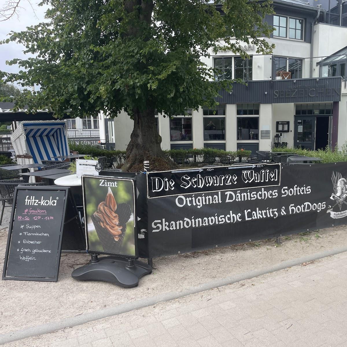 Restaurant "Die Schwarze Waffel" in Ahrenshoop