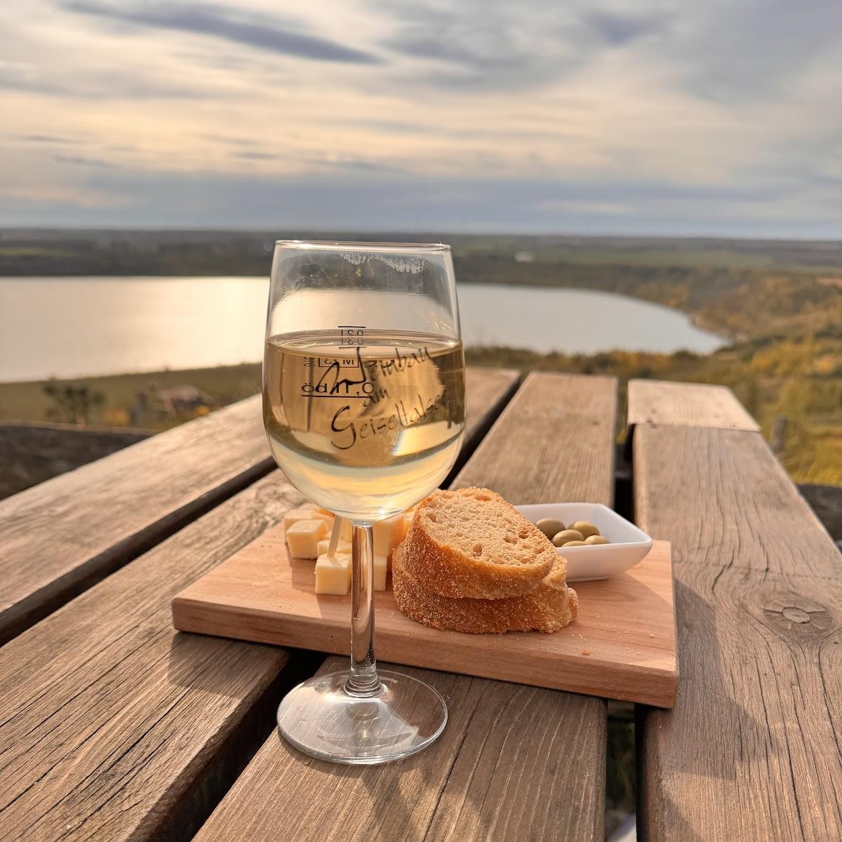 Restaurant "Weinberg Goldener Steiger - Straußwirtschaft am Geiseltalsee" in Bad Lauchstädt