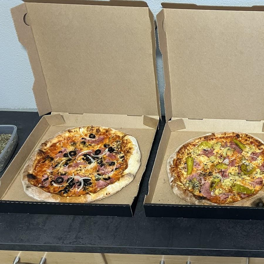 Restaurant "Pizzahaus Geisberger" in Wallersdorf