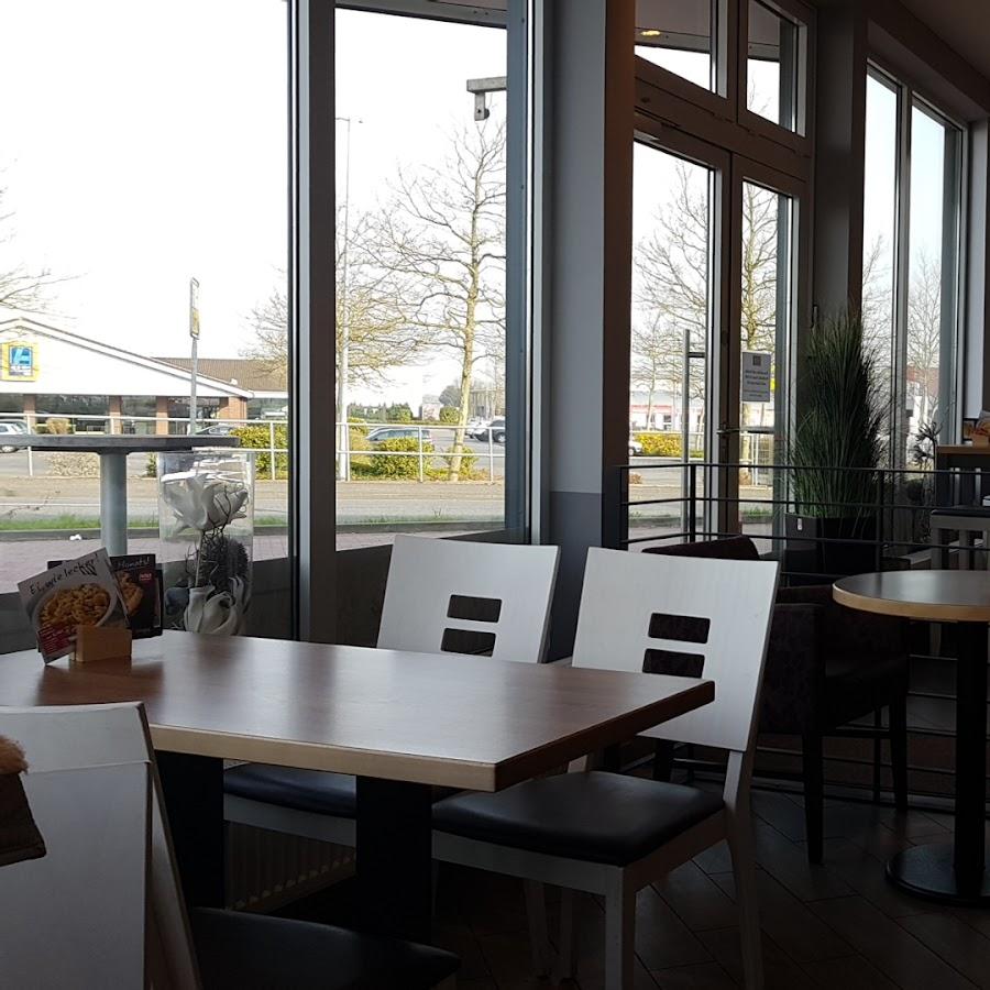 Restaurant "Landbäckerei Stinges" in Niederkrüchten