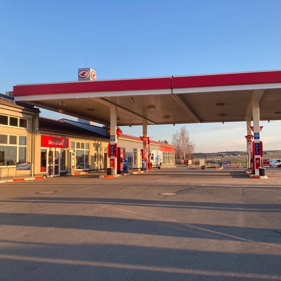 Restaurant "Esso" in Langenwetzendorf