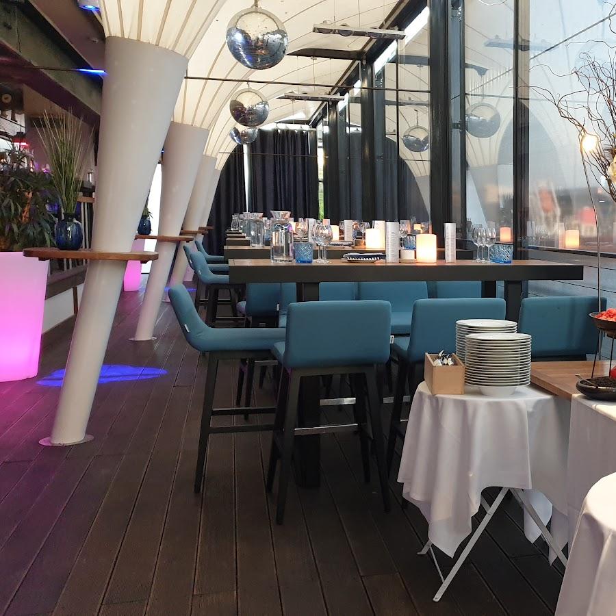 Restaurant "am kai | restaurant. seafood. drinks. elbblick" in Hamburg