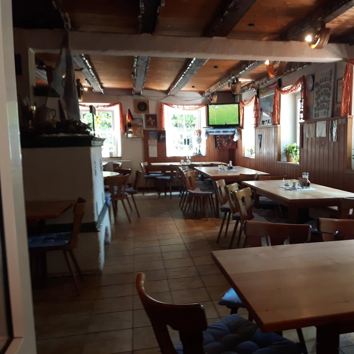 Restaurant "Gasthaus Zur nuß" in  Waal