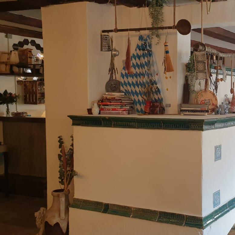 Restaurant "Gasthaus Zur nuß" in Waal