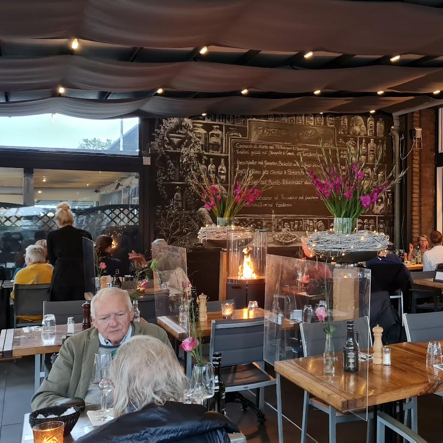 Restaurant "Trattoria  da Bruno  am Großmarkt" in Krefeld