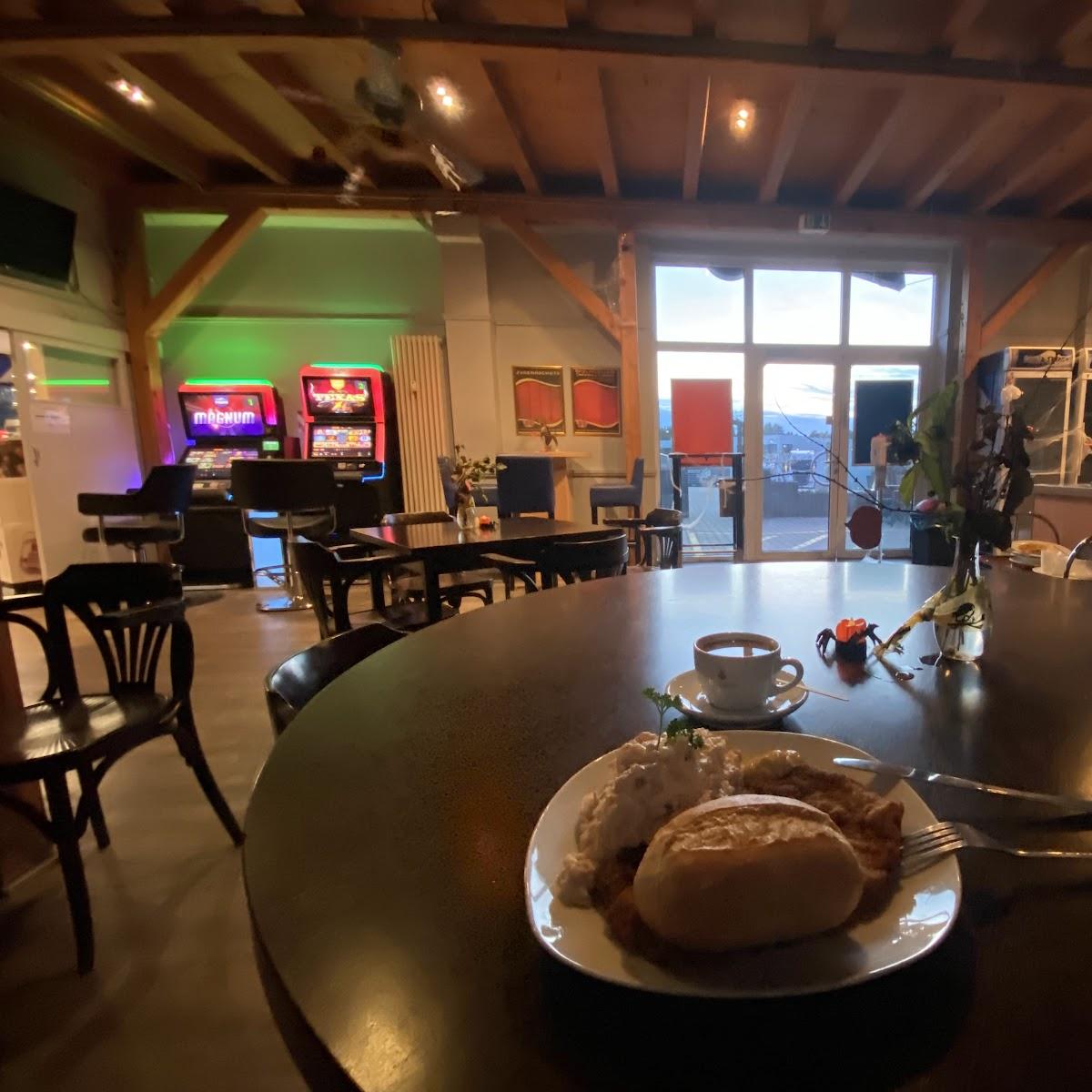 Restaurant "Gulf Autohof" in Treuen