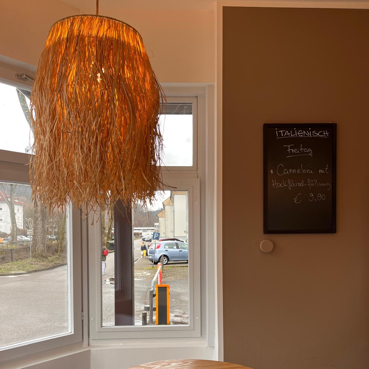 Restaurant "Tiny