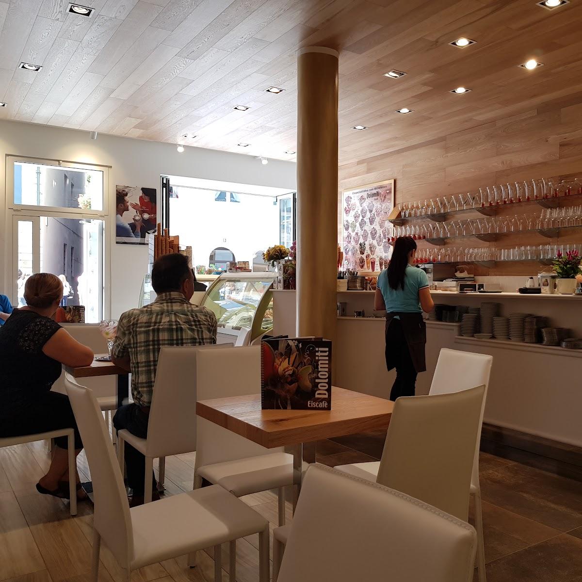 Restaurant "Eiscafé Dolomiti" in Weißenburg in Bayern