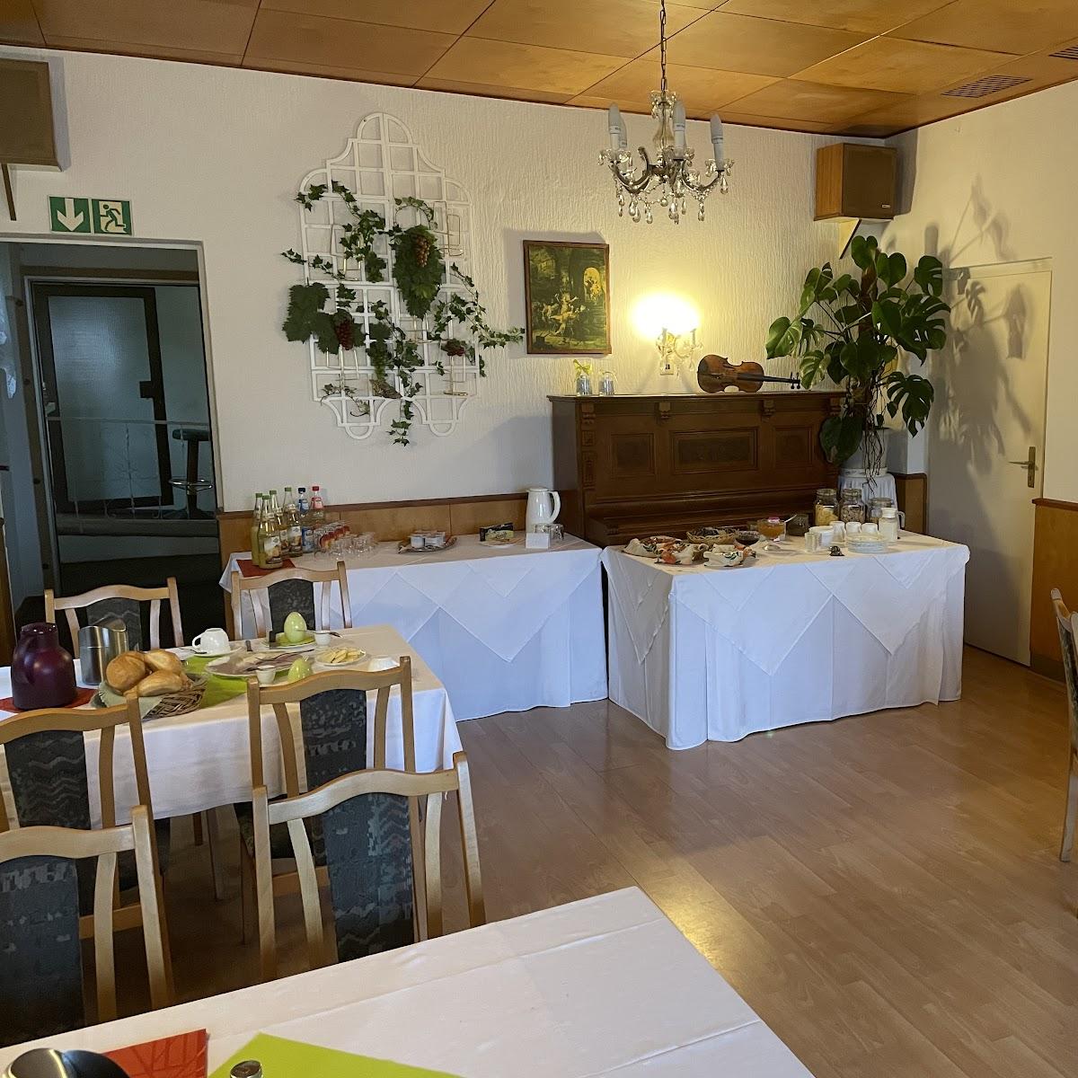 Restaurant "Gasthof & Hotelpension  Zum Lindengarten " in Riesa