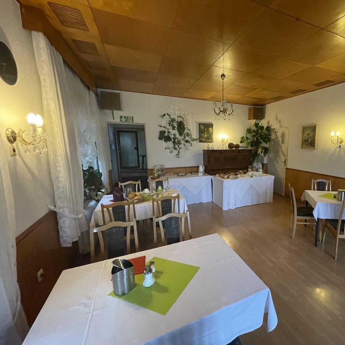 Restaurant "Gasthof & Hotelpension  Zum Lindengarten " in Riesa
