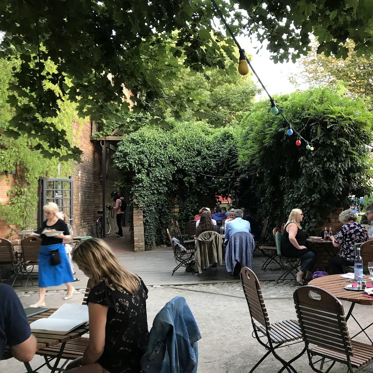 Restaurant "Alte Kachelofenfabrik Basiskulturfabrik GmbH" in Neustrelitz