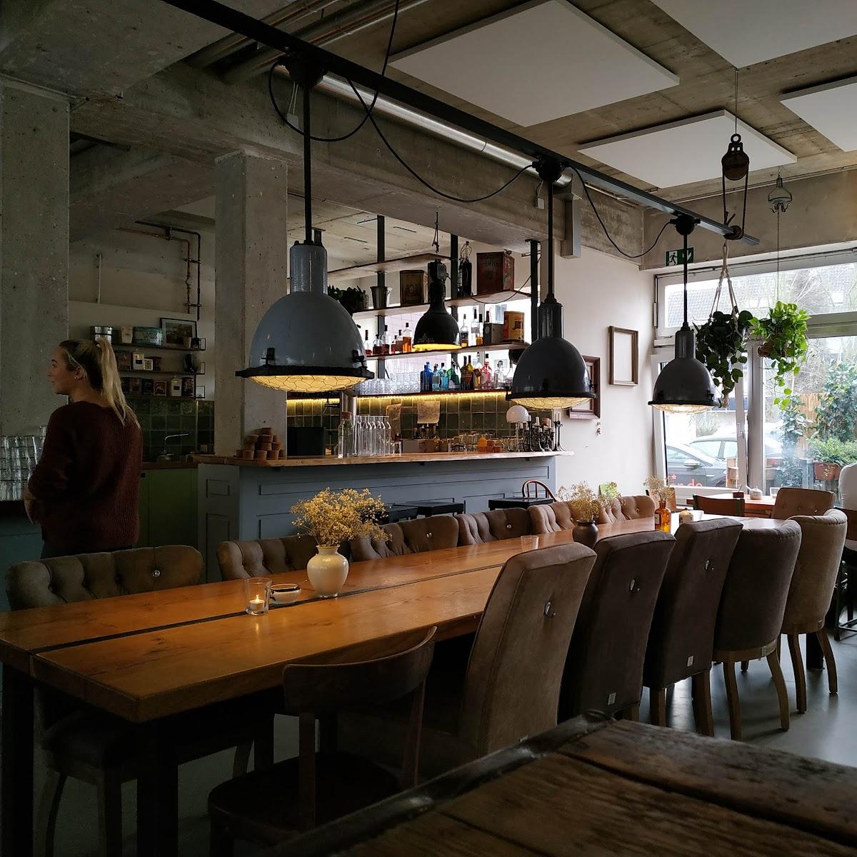 Restaurant "Café Brunswik" in Kiel