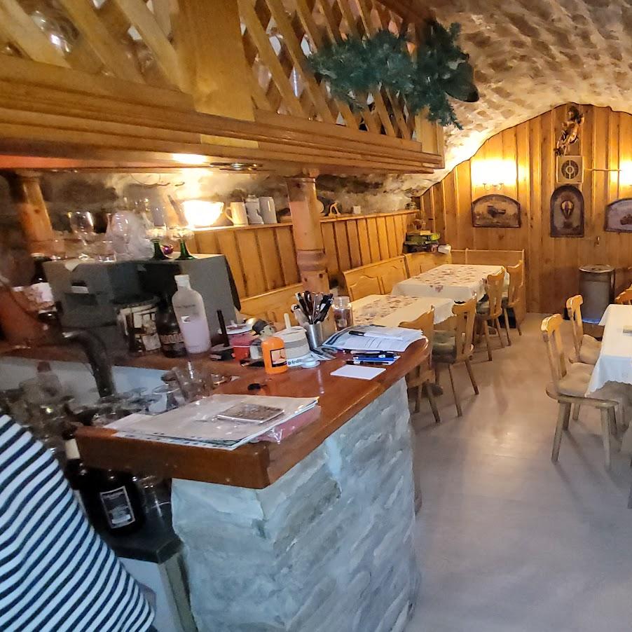 Restaurant "Gasthaus Sankt Georg - Christina Straubel" in Nebra (Unstrut)