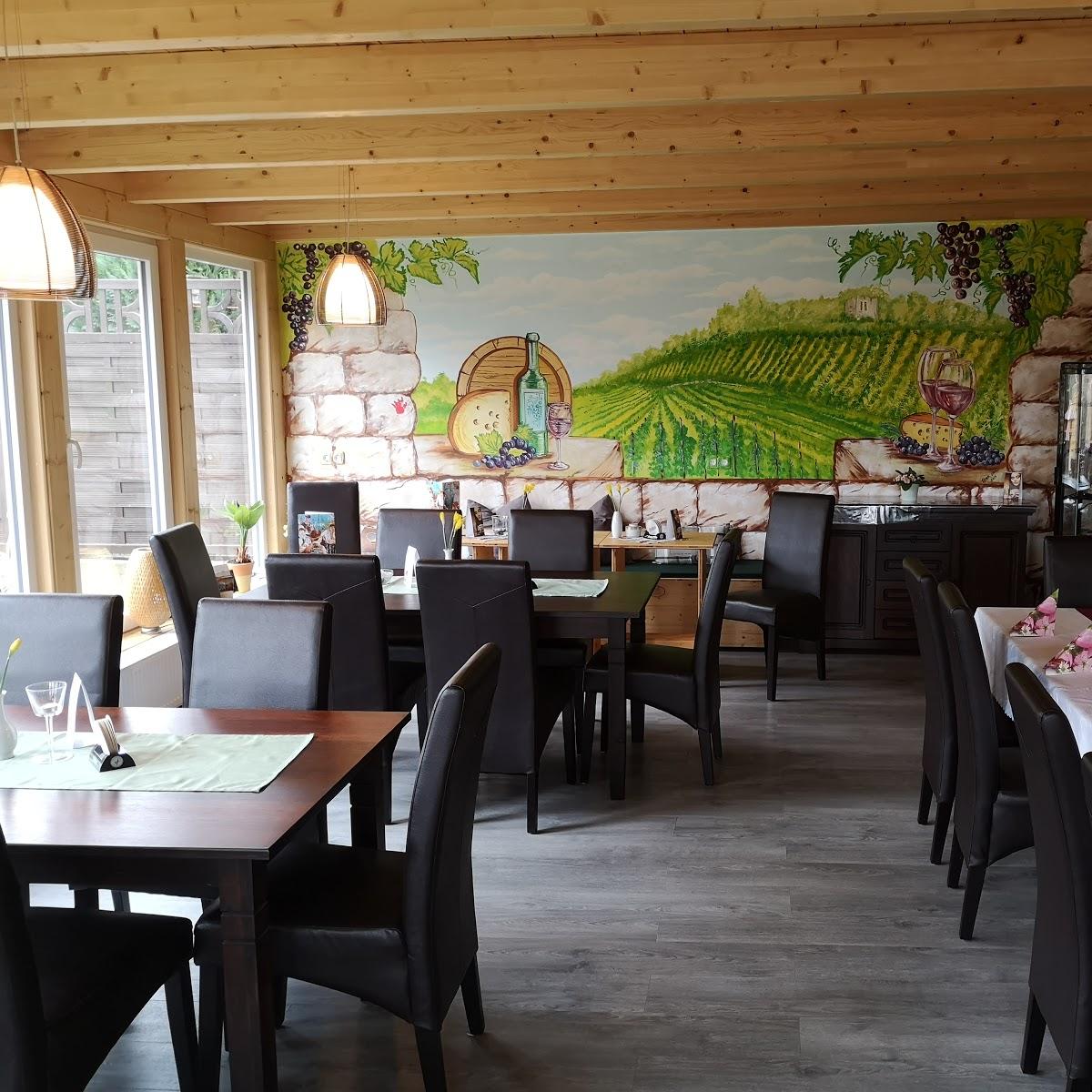 Restaurant "Wein- und Hofcafé Sommerfrische" in Nebra (Unstrut)