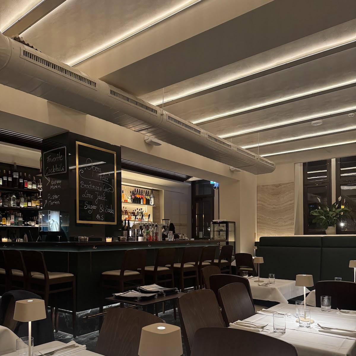 Restaurant "OPERA" in Dresden