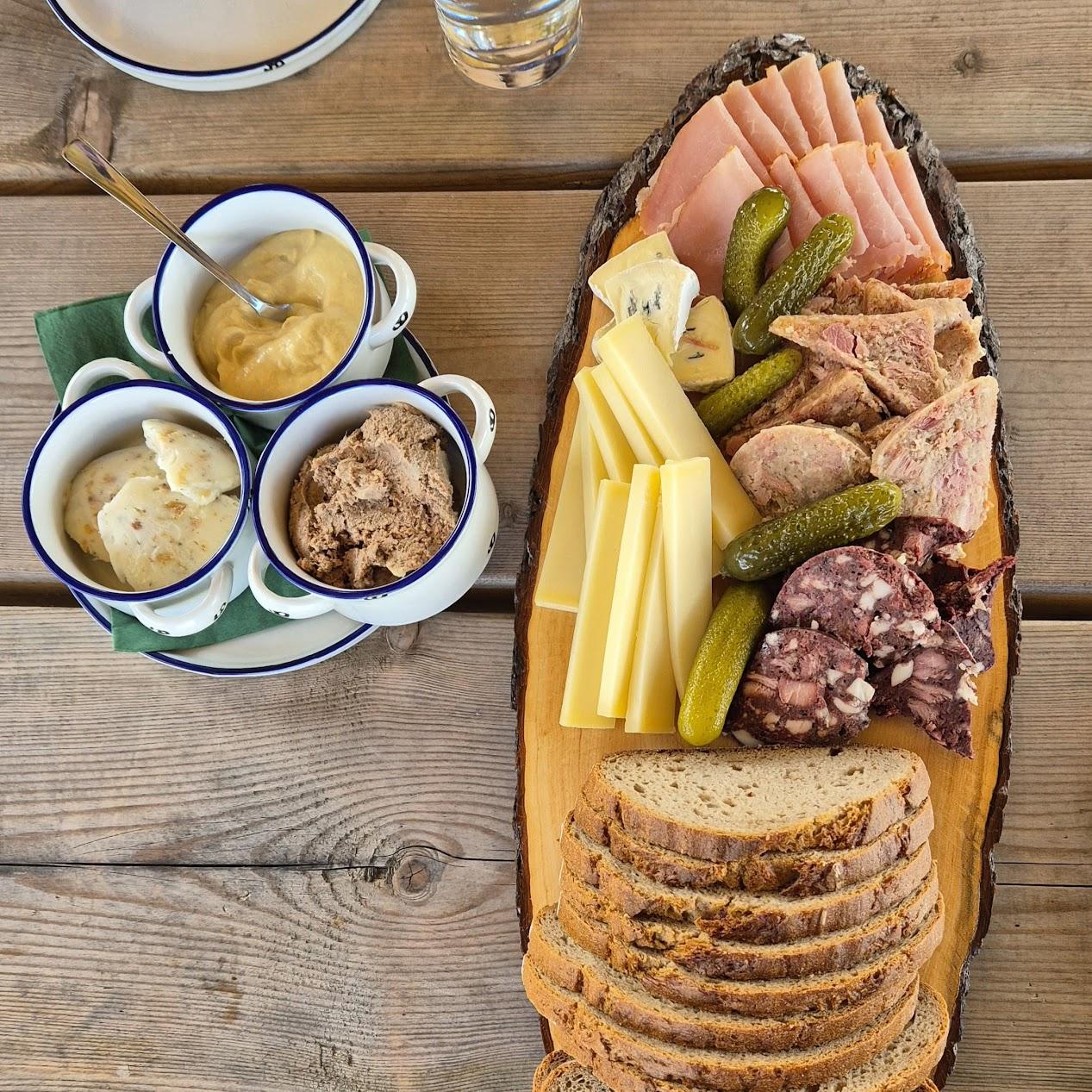 Restaurant "Die Kuppenwirtin" in Schwarzatal