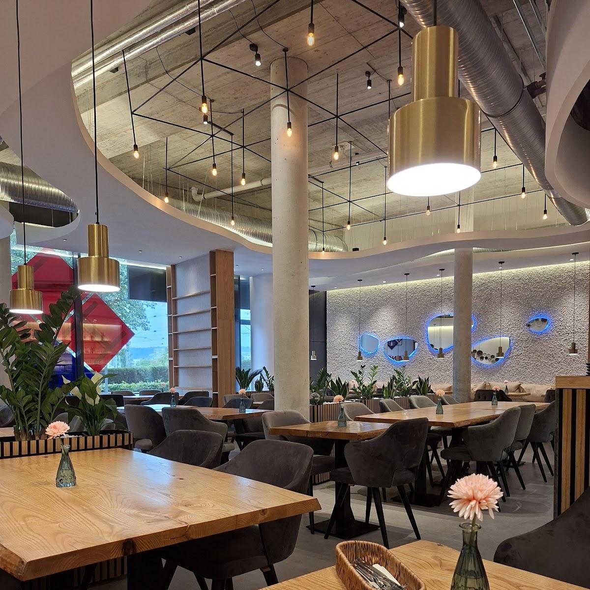 Restaurant "Hanoi Oi  - Vietnamesische Restaurant & Sushi" in Herrenberg