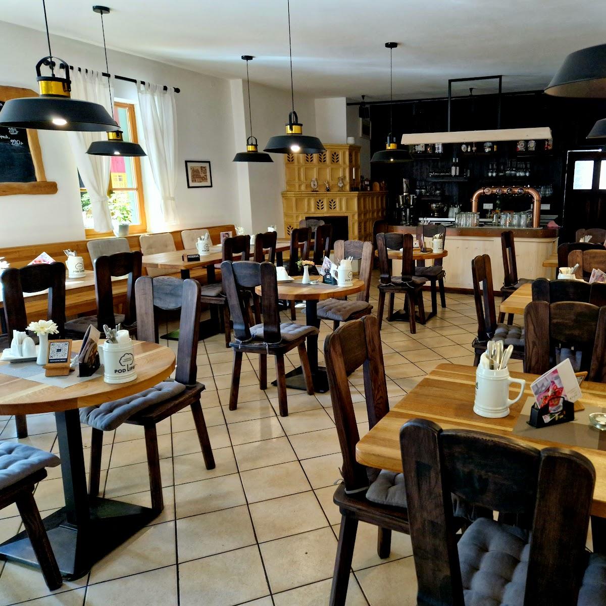 Restaurant "Gasthof unter den Linden" in Vejprty