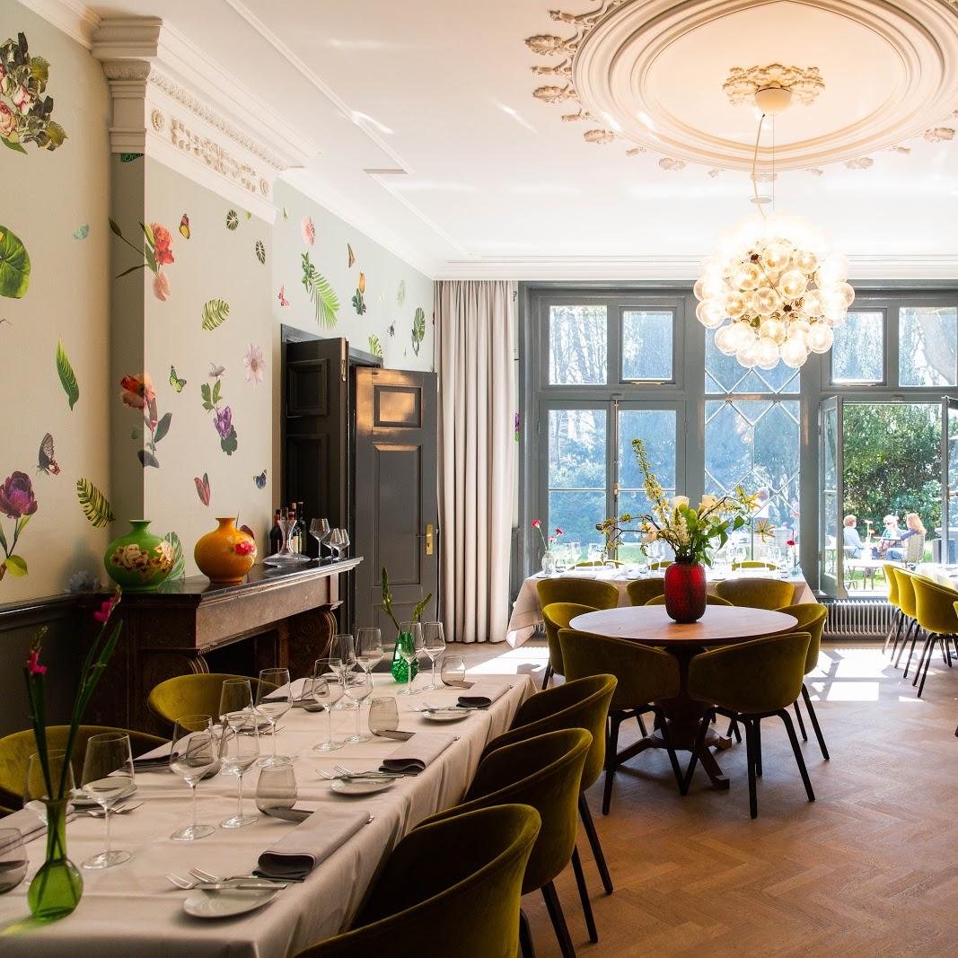 Restaurant "Het Hof by blooming" in Bergen