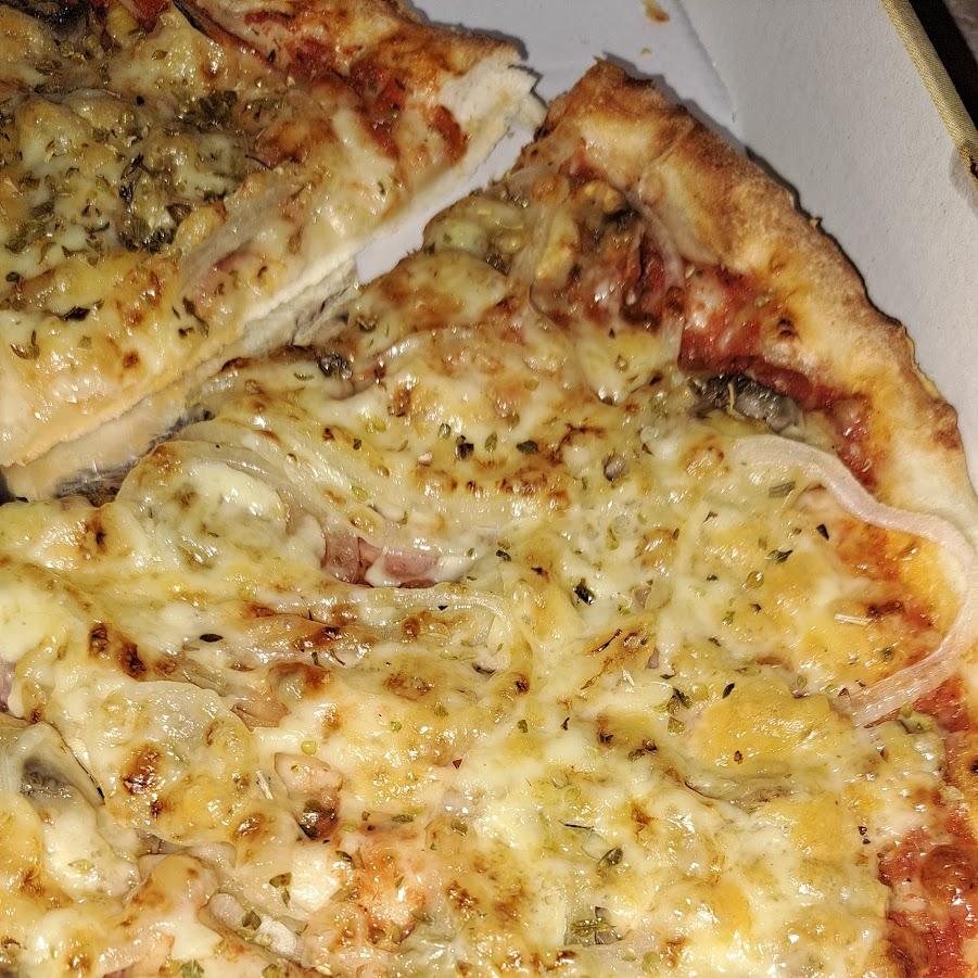 Restaurant "Pizzeria La Lanterna" in Flieden