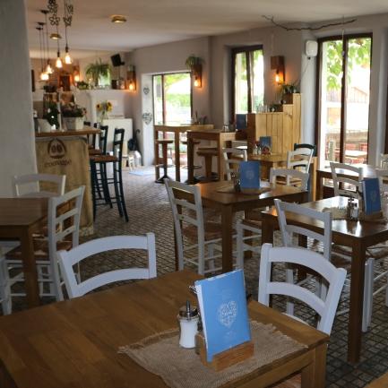 Restaurant "Café Leo" in Oberasbach