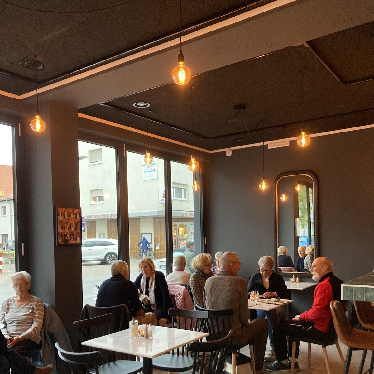 Restaurant "Café Flügel" in Ilvesheim