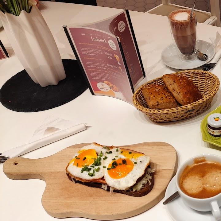 Restaurant "Backhaus Nahrstedt - Cafe Tante Helene" in Meiningen