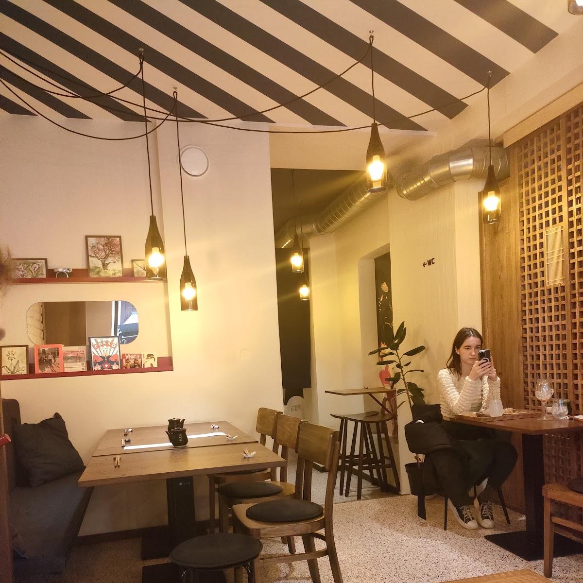 Restaurant "MANYA Sushi & Sake Izakaya" in Brünn