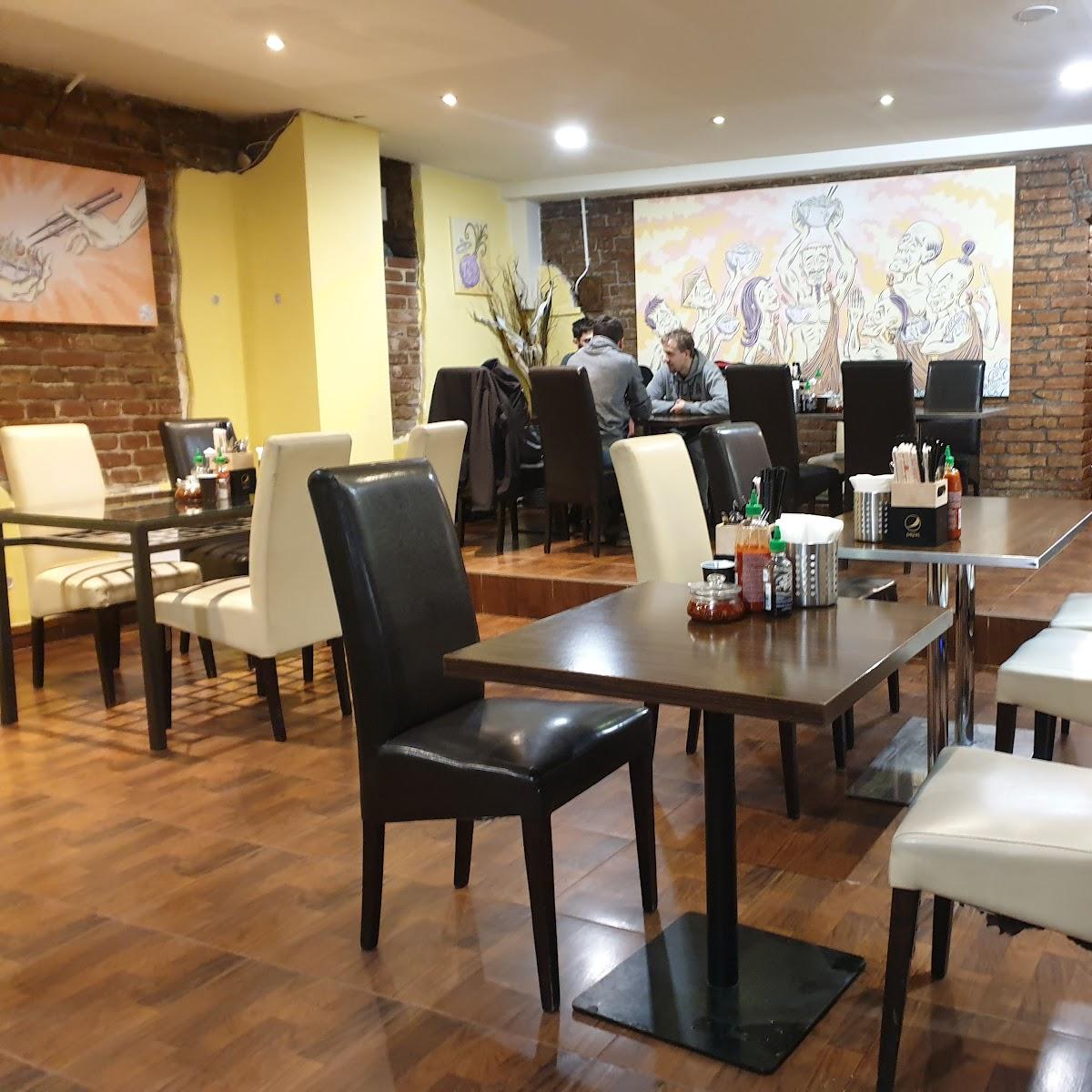 Restaurant "Pho-Eden" in Brünn