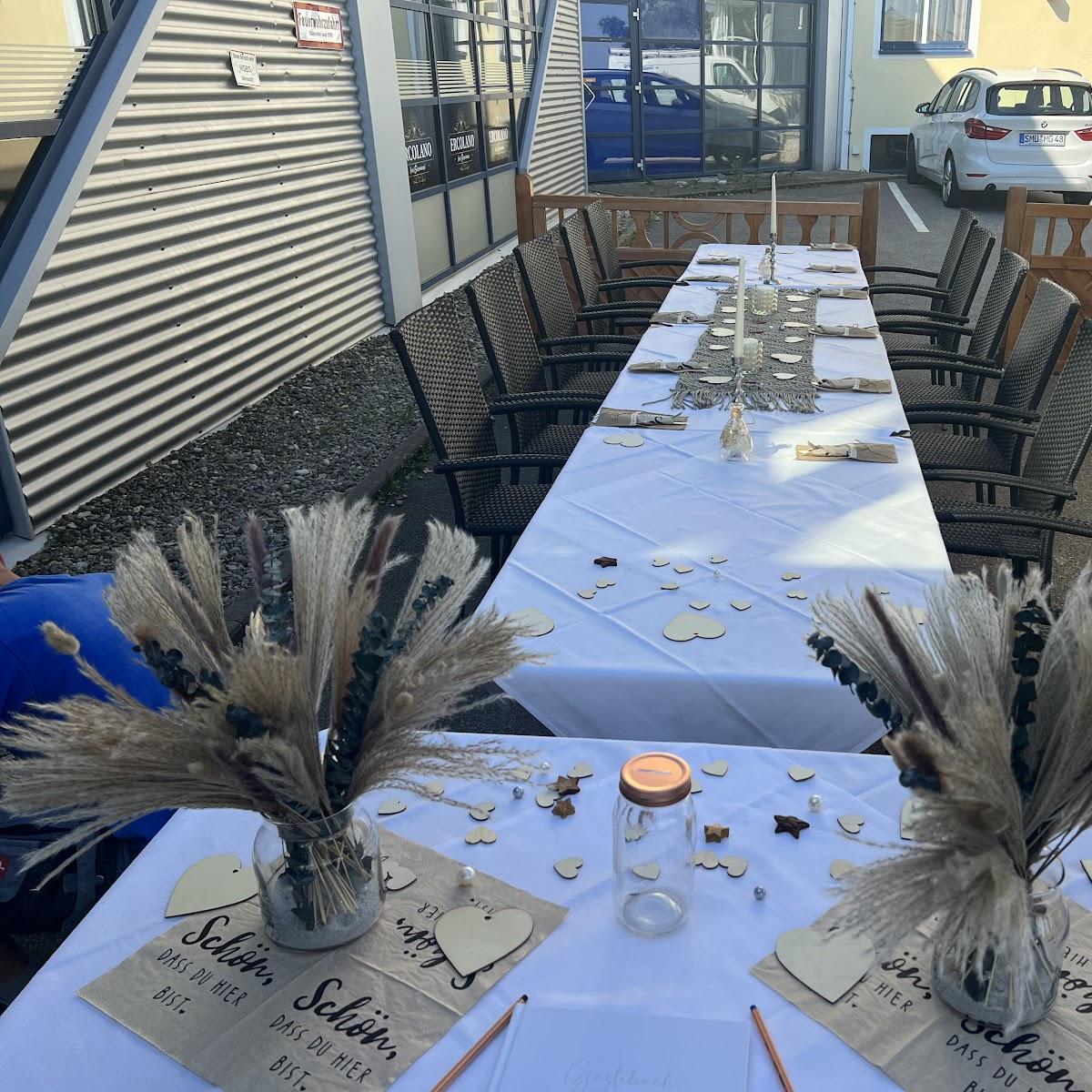 Restaurant "Lechpark-Center" in Untermeitingen