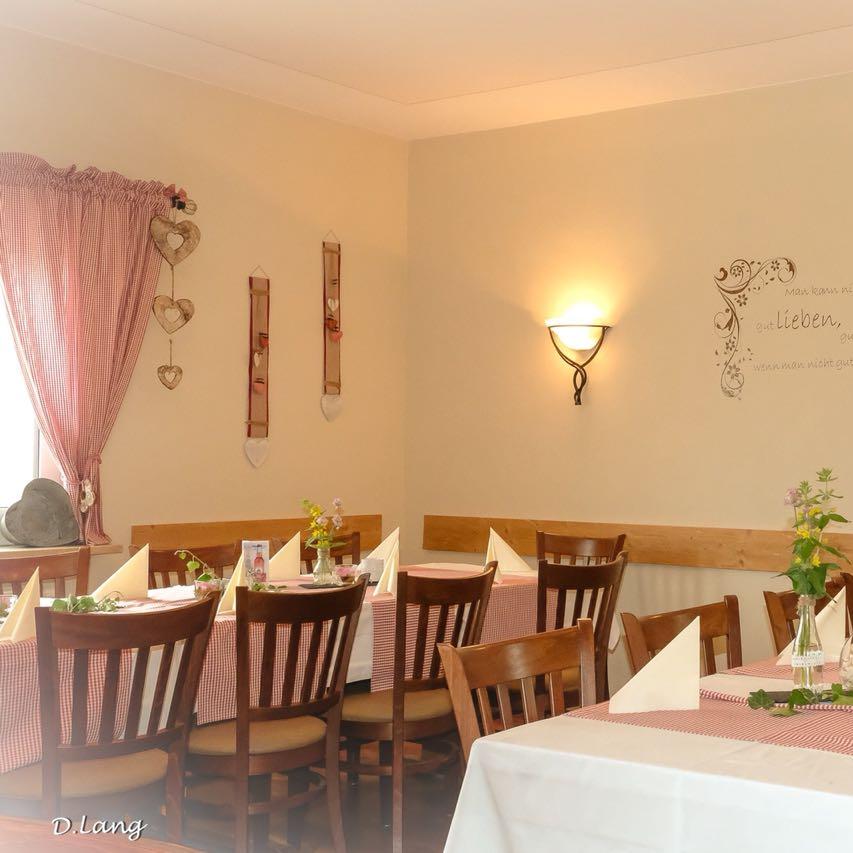 Restaurant "Gasthaus zum Ponyhof GmbH" in Schneckenlohe