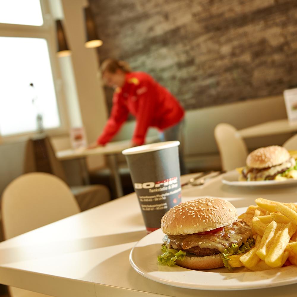 Restaurant "BOHR – Shell Tankstelle & Shop" in Lautzenhausen