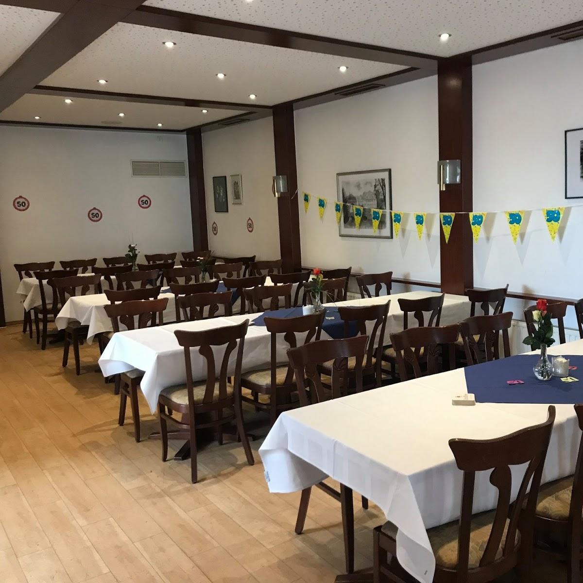Restaurant "Gasthaus Zur Königslinde" in  Grevenbroich