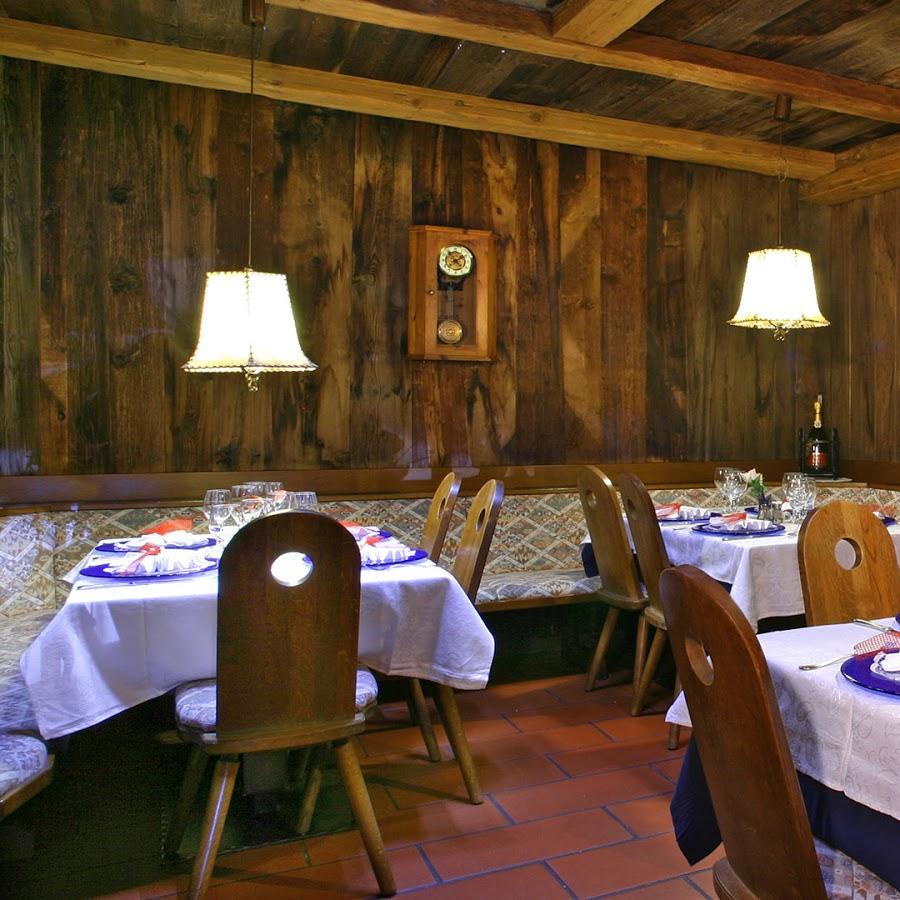 Restaurant "Des Alpes Stuben" in Selva di Val Gardena