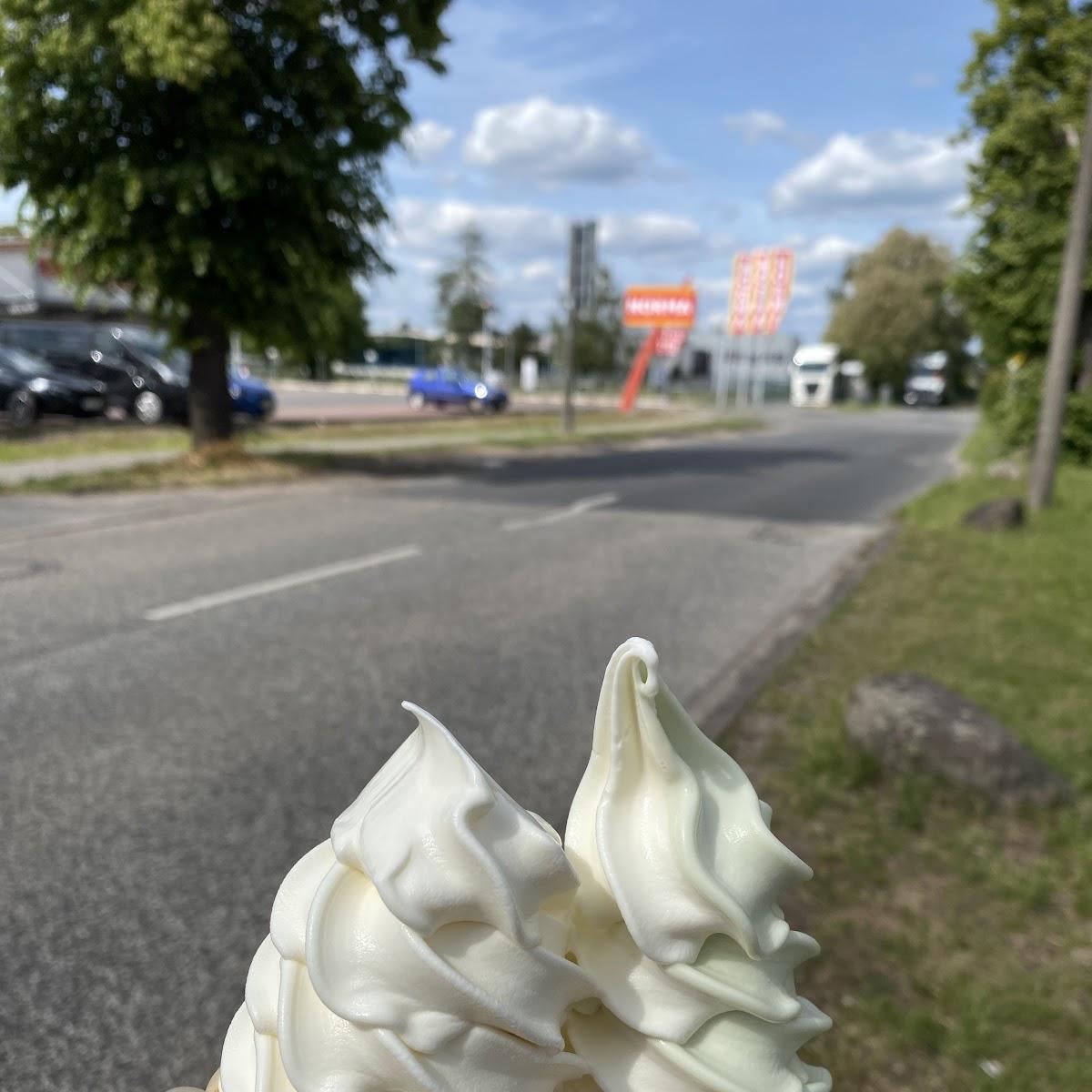 Restaurant "Softeis" in Trebbin