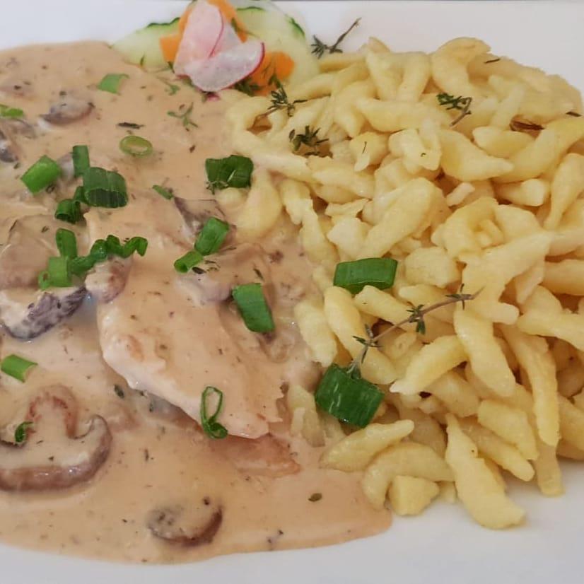 Restaurant "MAXHIDDN Imbiss | Biergarten by Carlos" in  Karlskron