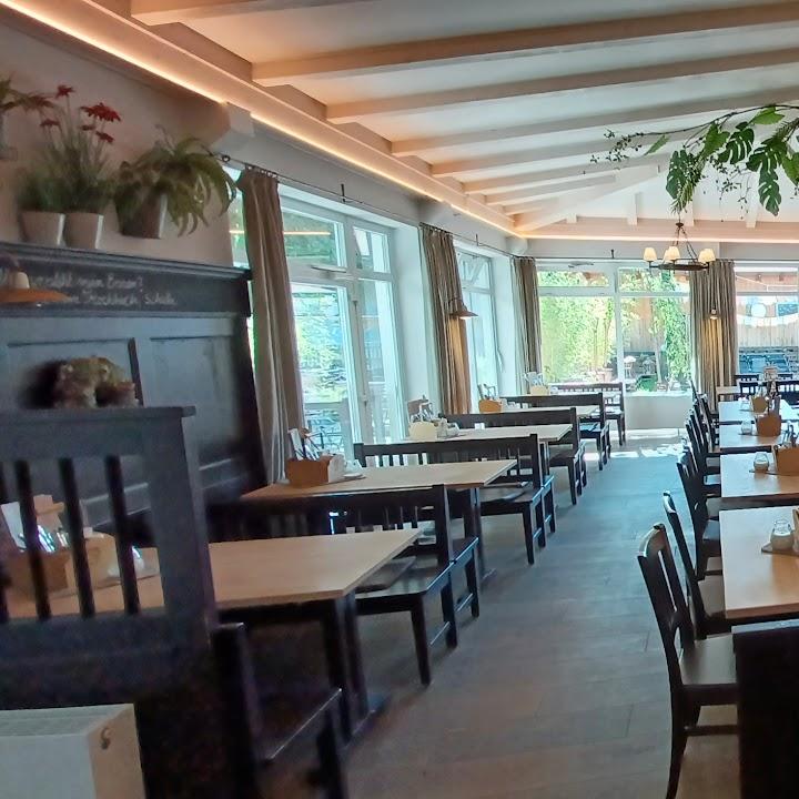 Restaurant "Tante Paula im Mail-Keller" in Rosenheim