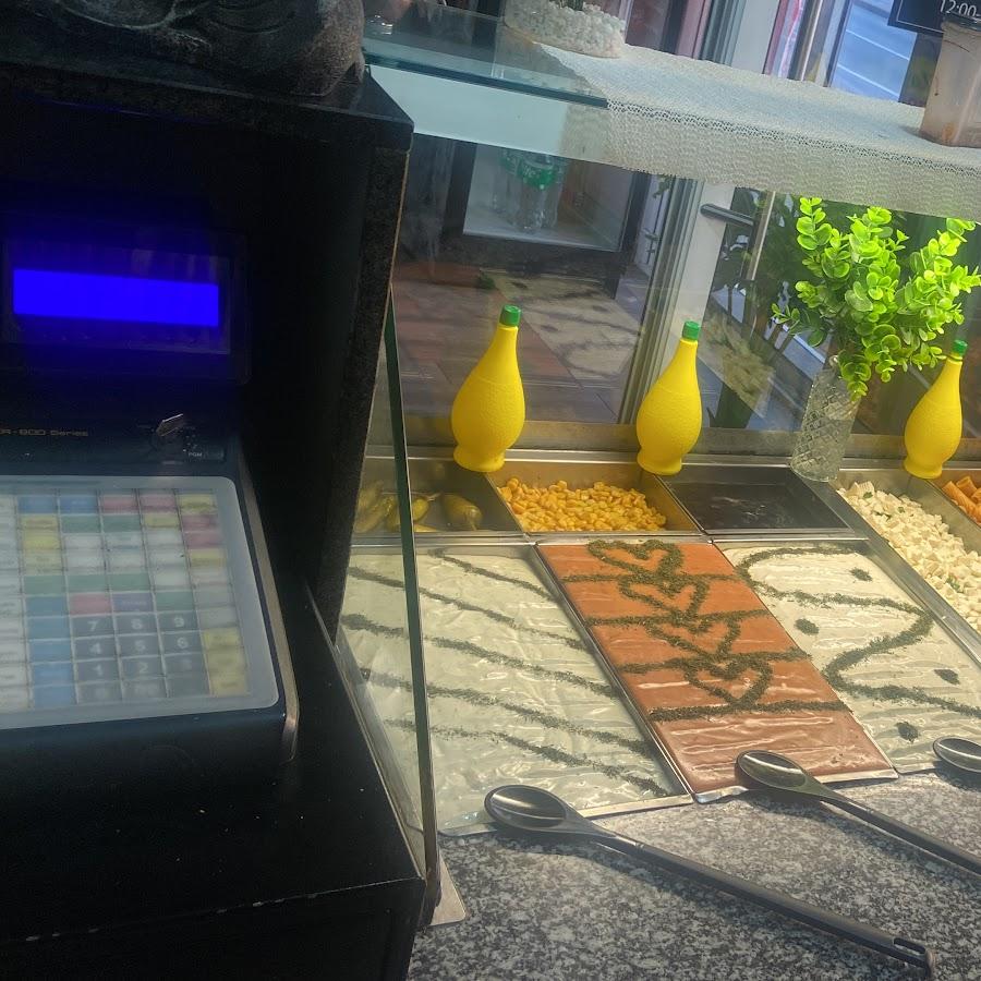 Restaurant "ZAZA Bingöl GRILL" in Könnern