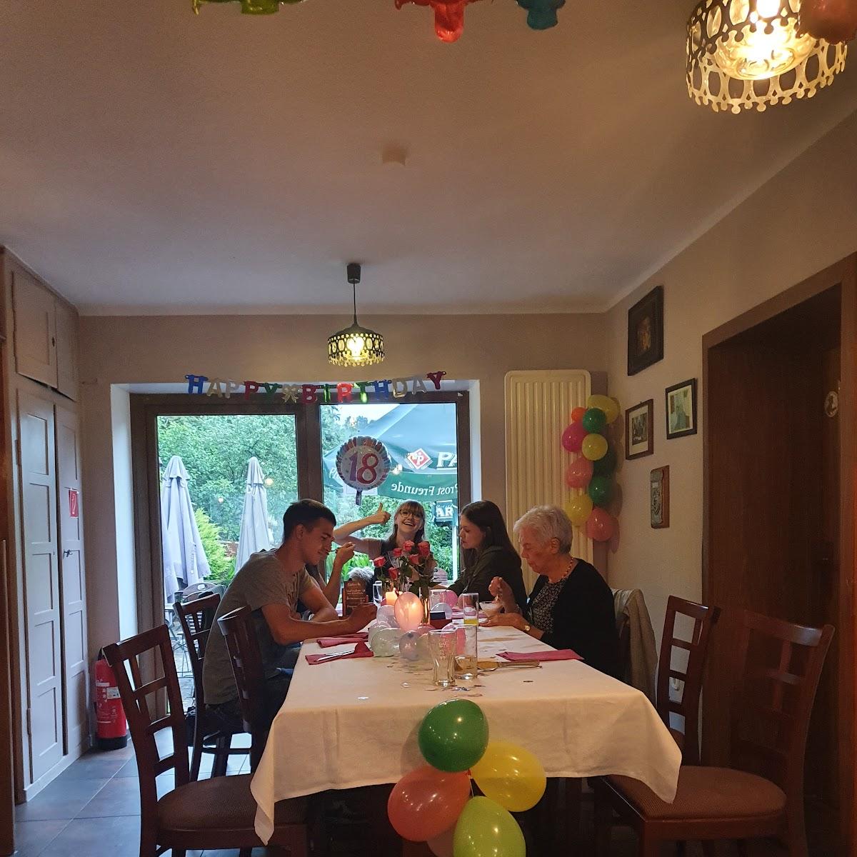 Restaurant "Gasthaus Kiefer" in Langwieden