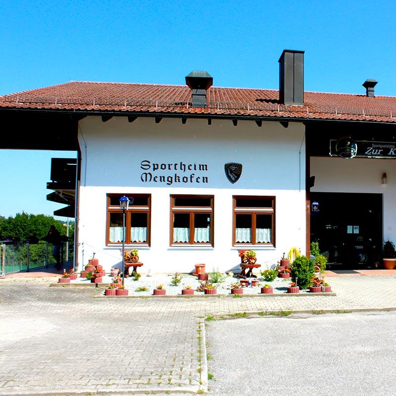 Restaurant "Sportgaststätte Zur Klause" in Mengkofen