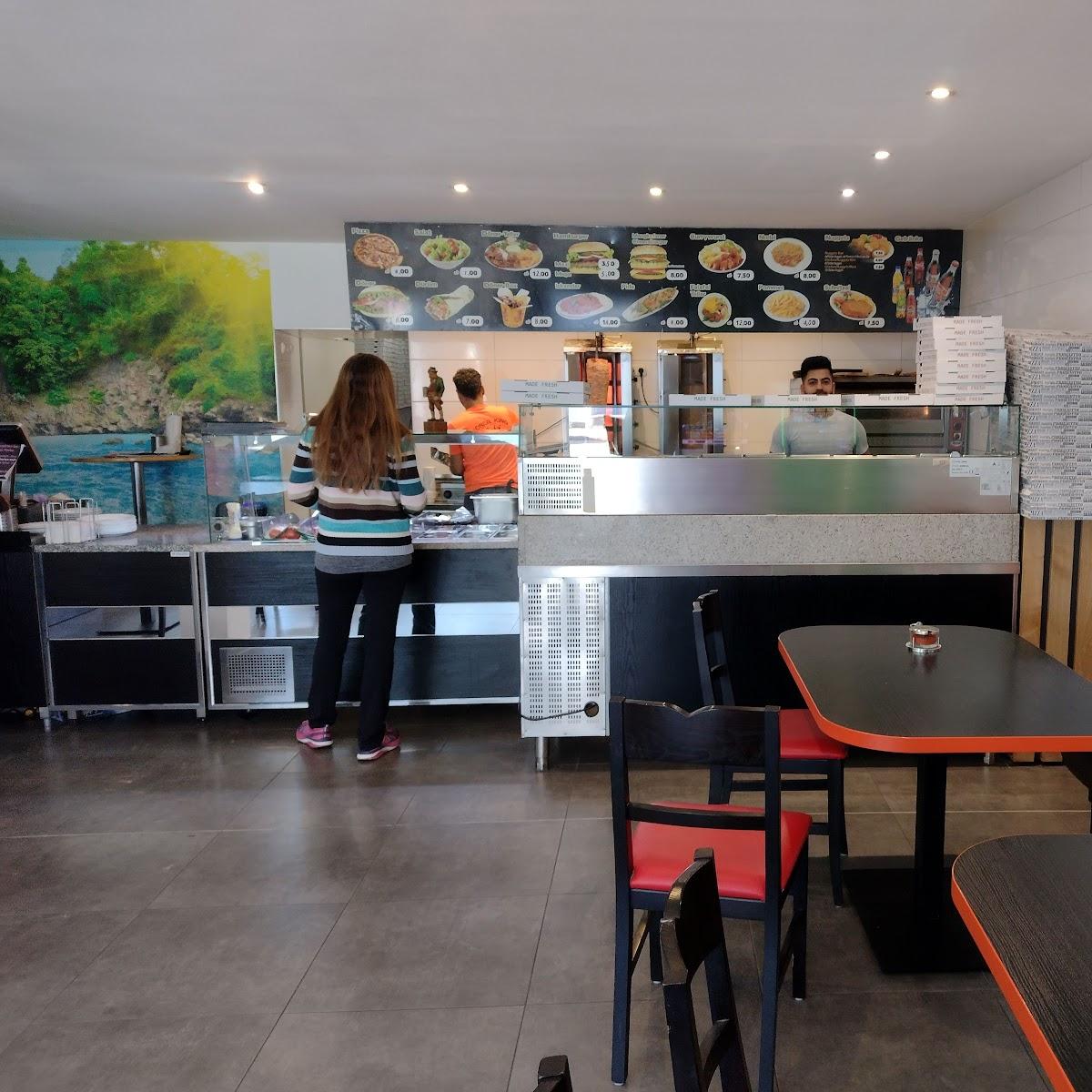 Restaurant "Döner King & Bistro" in Mengkofen