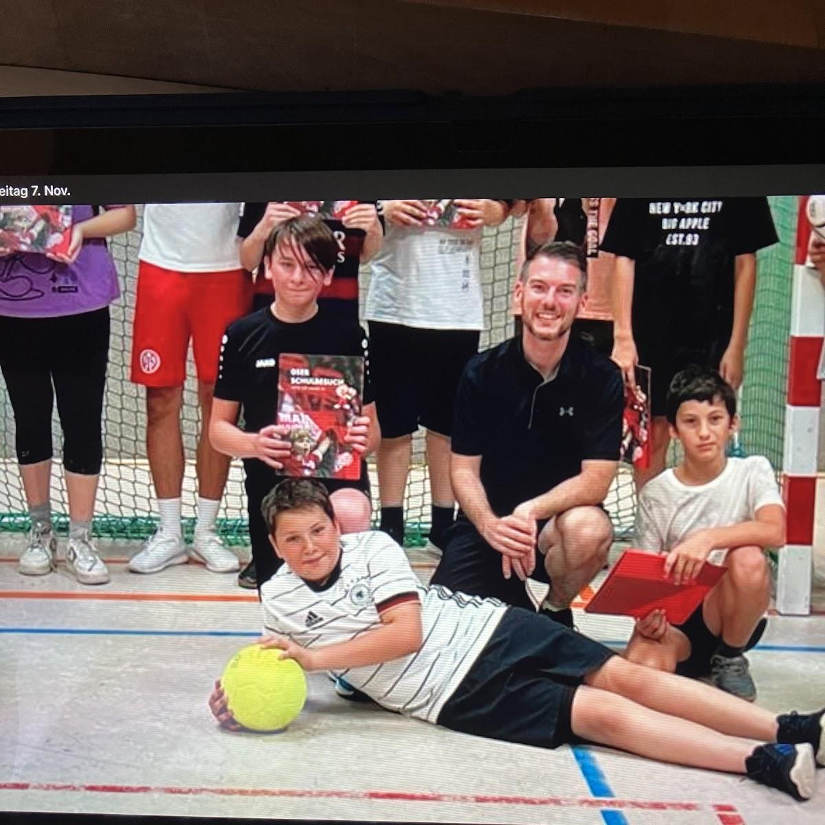 Restaurant "Maxim FoodTruck" in Gau-Algesheim