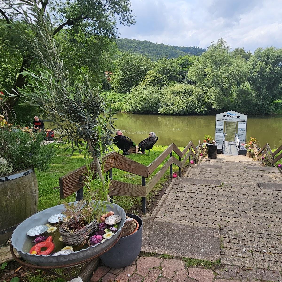 Restaurant " Ankerplatz , Kiosk, Café und Ministrandbar" in Hann. Münden
